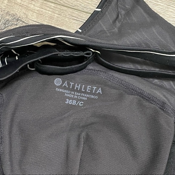 Athleta  Top Chevron High Neck Sports Bra with underwire Black/White Sz 36 B/C - Picture 6 of 7